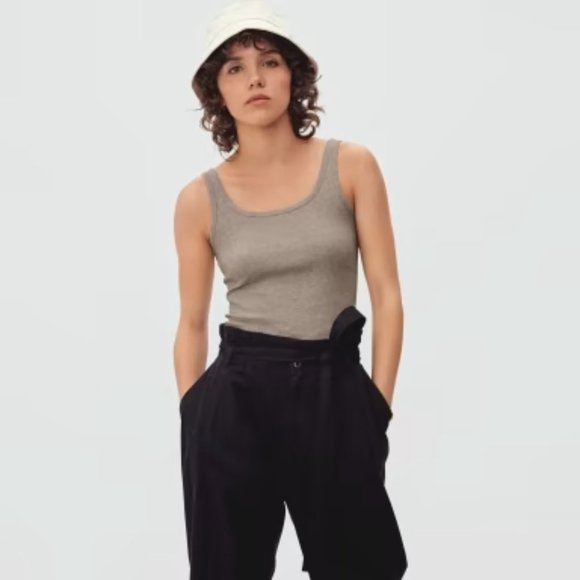 Everlane Tops - Everlane Pima Micro-Rib Tank Heathered Burnt Sugar Size M